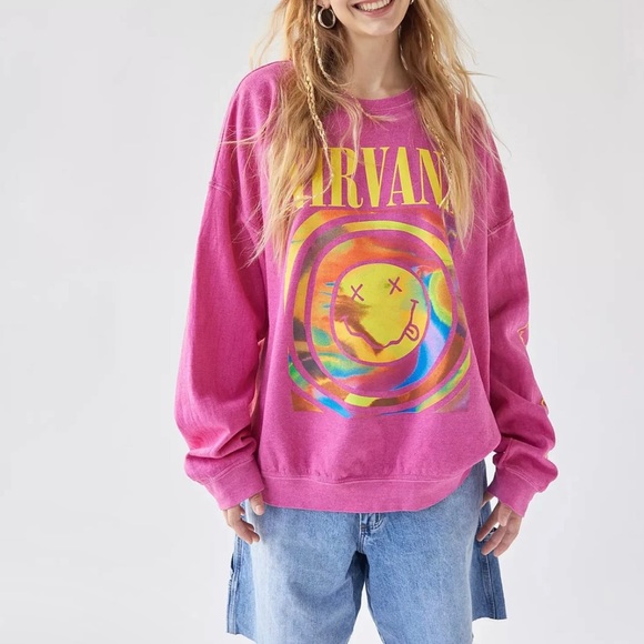 NIRVANA Tops - Nirvana Oversized Smiley Face Sweatshirt